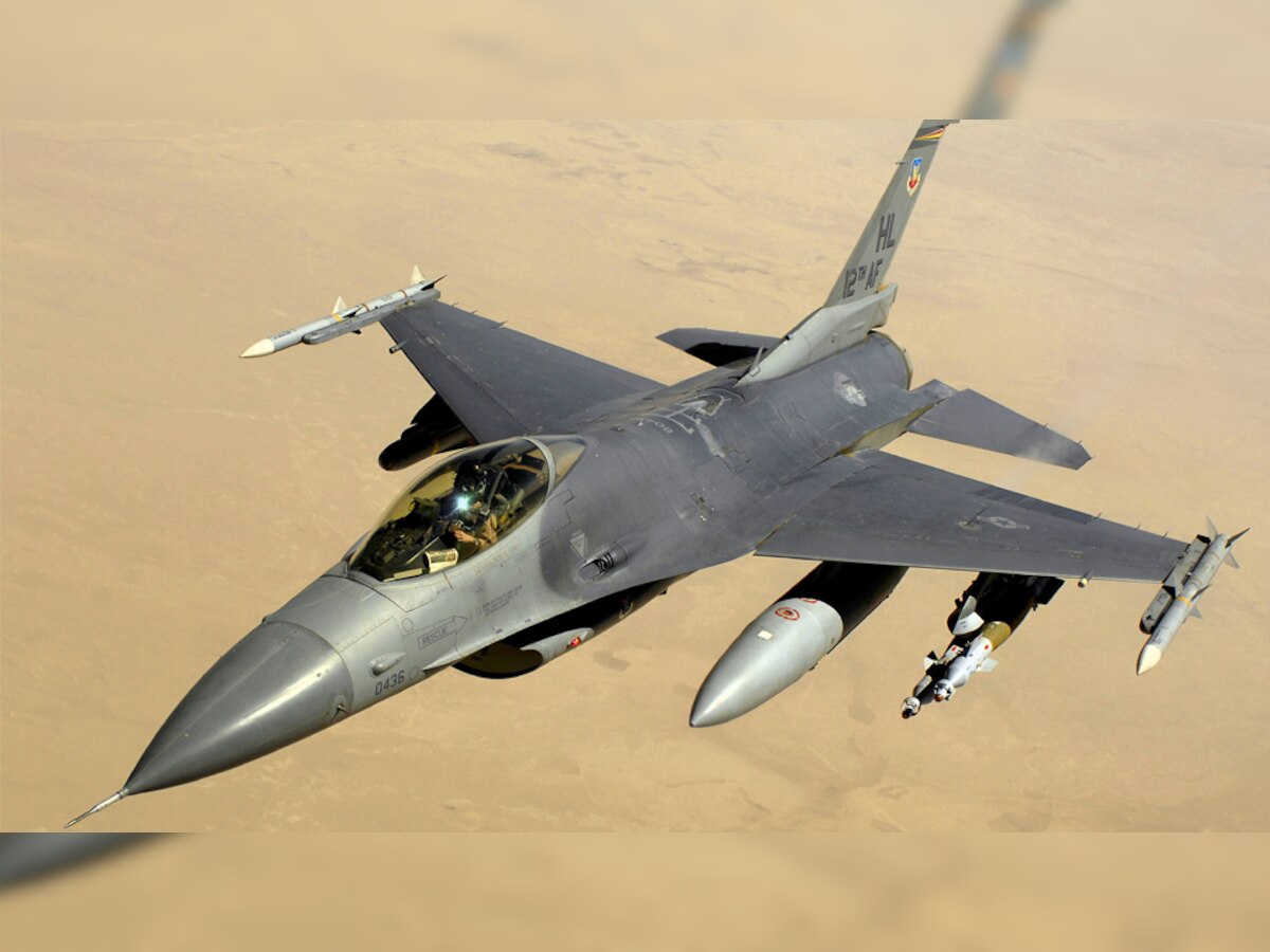 F-16 ने भारत के सुखोई और मिग-21 को बनाया था निशाना. (फाइल फोटो)