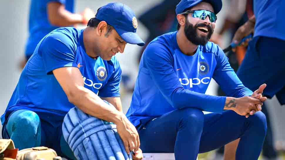 INDvsAUS: धोनी आज अपने घर में खेलेंगे आखिरी वनडे, जानें कब-कहां देखें मैच
