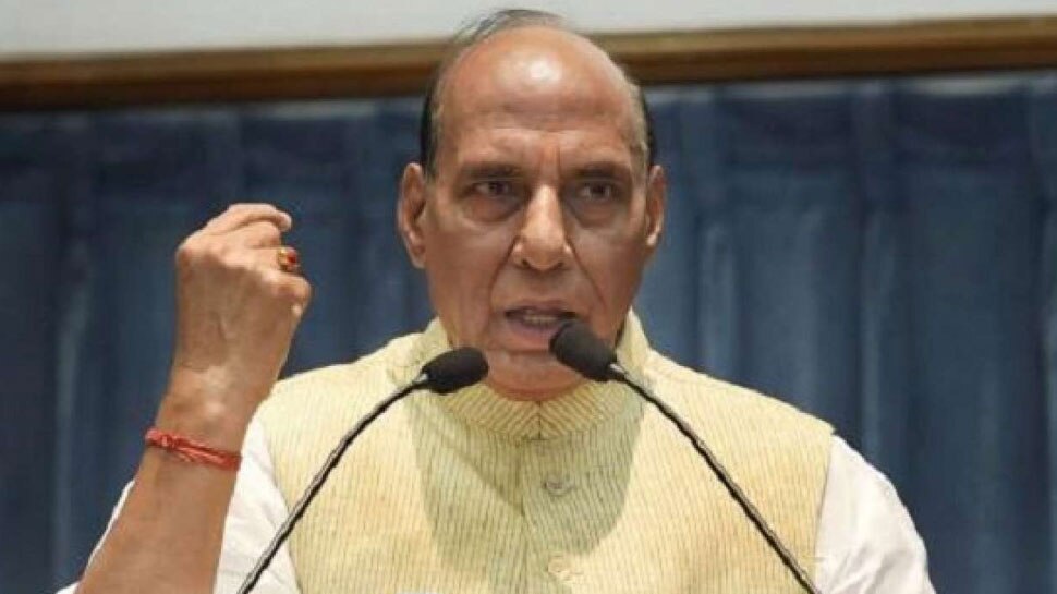 हमारे जवान पाकिस्तान पिकनिक मनाने या फूल बरसाने नहीं गए थे: राजनाथ सिंह