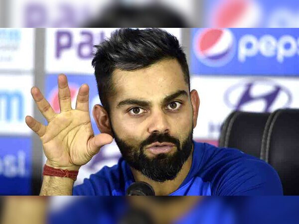 विराट कोहली मोहाली में खेले गए चौथे वनडे में महज सात रन बनाकर आउट हो गए. (फोटो: PTI) 