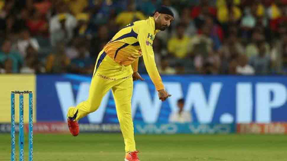 IPL-12 के दौरान खिलाड़ियों को चोट से सावधान रहना होगा, हरभजन ने दी सलाह IPL-12 के दौरान खिलाड़ियों को चोट से सावधान रहना होगा, हरभजन ने दी सलाह