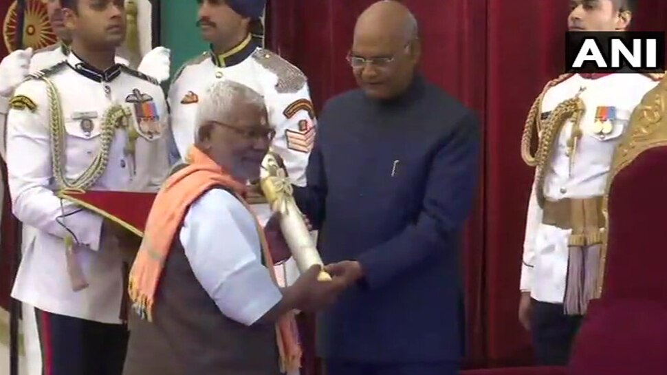 हुकुमदेव नारायण यादव को पद्म भूषण Ram Nath Kovind confers Padma Bhushan award to Hukumdev Narayan Yadav