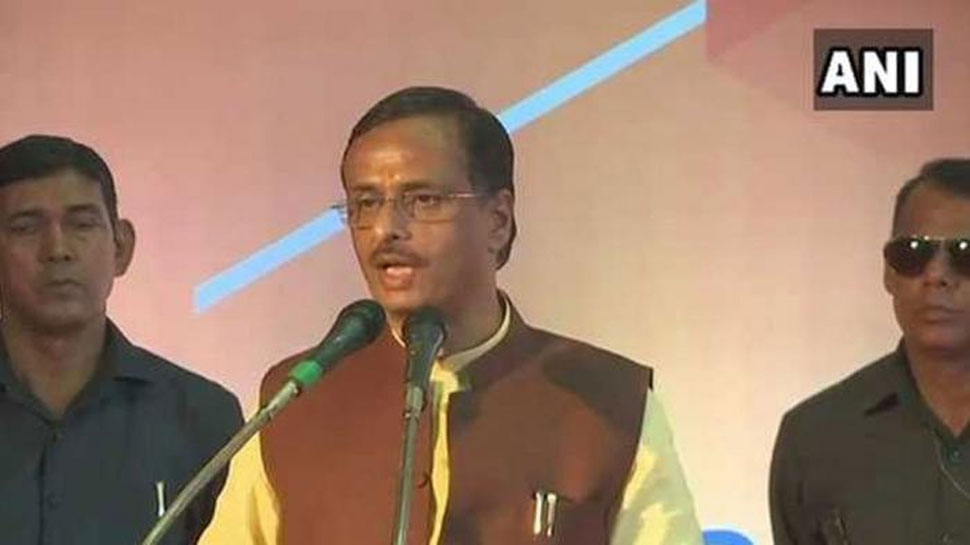रमजान, नवरात्रि में ही मतदान होने चाहिये, लोग पवित्र मन और दिमाग से वोट डालेंगे: दिनेश शर्मा रमजान, नवरात्रि में ही मतदान होने चाहिये, लोग पवित्र मन और दिमाग से वोट डालेंगे: दिनेश शर्मा