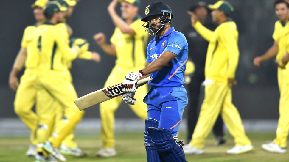INDvsAUS: टीम इंडिया की 3 कमजोरियां उजागर, वर्ल्ड कप के लिए चिंता बढ़ी