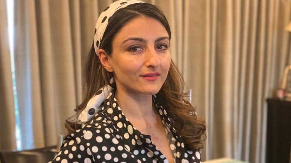 सोशल मीडिया पर ट्रोलिंग को लेकर सोहा अली खान ने कही बड़ी बात, बोलीं- 'आज के वक्त में...' सोशल मीडिया पर ट्रोलिंग को लेकर सोहा अली खान ने कही बड़ी बात, बोलीं- 'आज के वक्त में...'