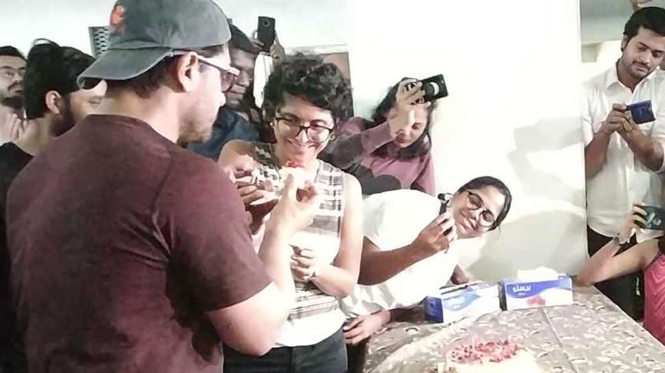 फिल्म का नाम 'लाल सिंह चड्ढा' है Aamir Khan Celebrates Birthday With Wife Kiran Rao