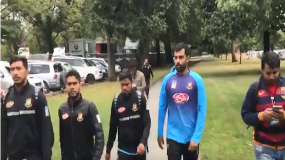 VIDEO : न्‍यूजीलैंड की मस्जिद में गोलीबारी के वक्‍त इस तरह जान बचाकर भागते दिखे बांग्लादेशी क्रिकेटर