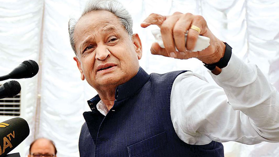 'मोदी सरकार दोबारा बनी तो देश में फिर चुनाव नहीं होंगे': अशोक गहलोत