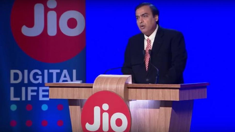 Jio फिर लाया सेलिब्रेशन पैक, यूजर को हर दिन मिलेगा 2 GB फ्री डाटा Jio फिर लाया सेलिब्रेशन पैक, यूजर को हर दिन मिलेगा 2 GB फ्री डाटा