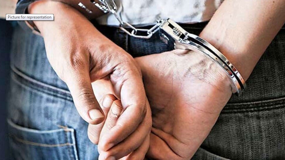 अहम खुलासा: पाक जासूस नवाब ISI हैंडलर को भेज रहा था सेना के मूवमेंट की जानकारी