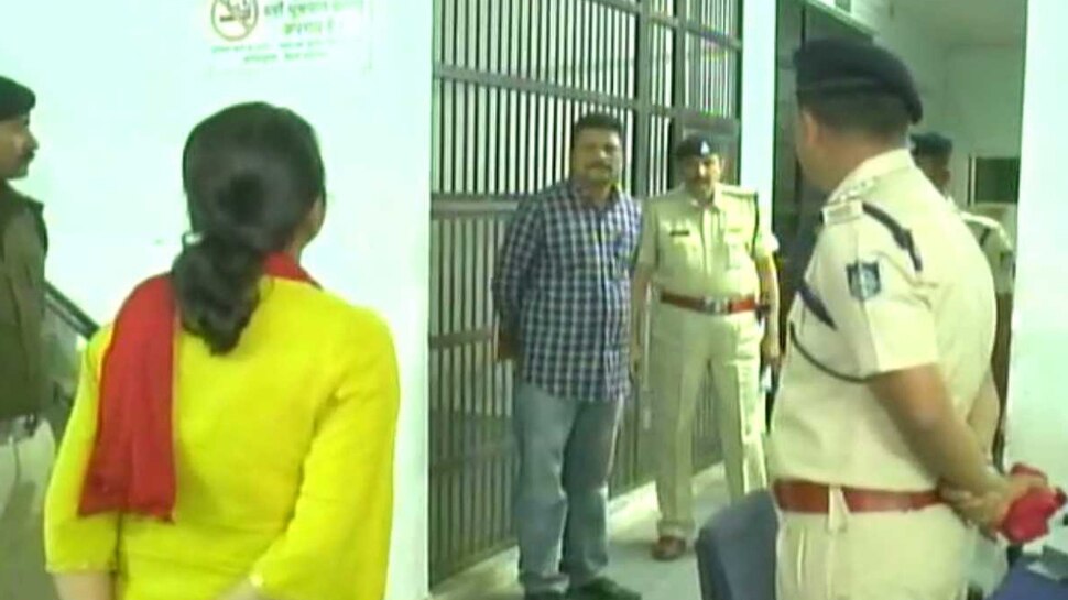 थाने का भी भ्रमण किया Visited the police station