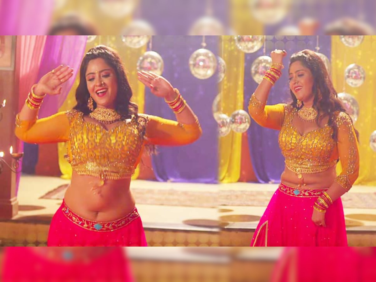 इस गाने में खेसारीलाल का साथ भोजपुरी की मशहूर अभिनेत्री शुभी शर्मा नजर आ रही हैं (फोटो साभारः वीडियो ग्रैब, यूट्यूब)