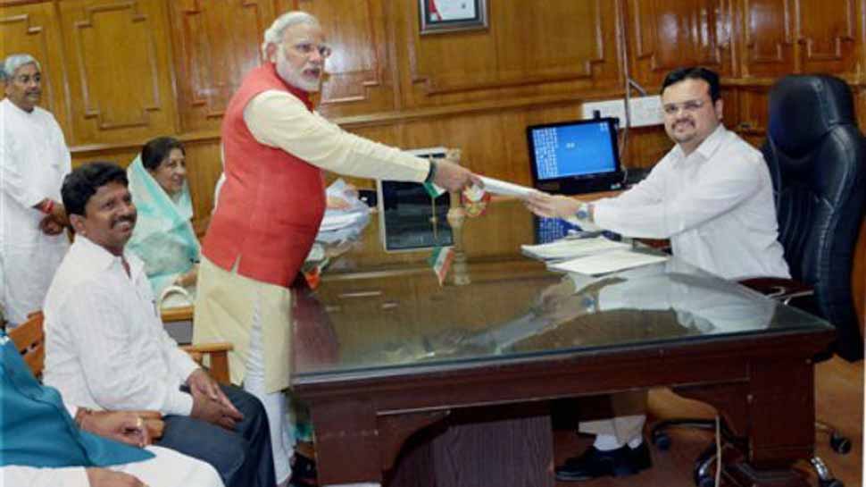 पीएम मोदी से वड़ोदरा में चाय वाले ने मांगा लोकसभा का टिकिट, 2014 में बना था प्रस्तावक