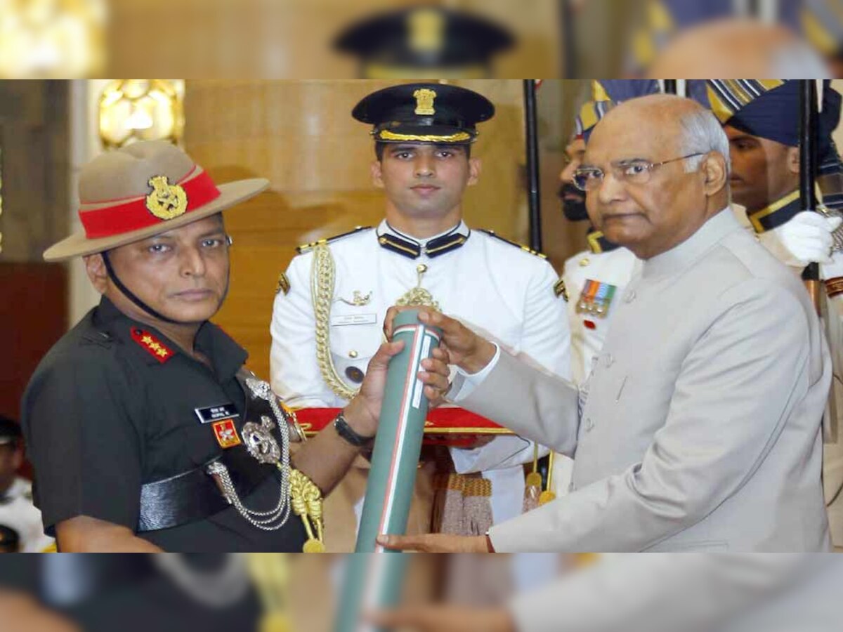 राष्ट्रपति रामनाथ कोविंद ने सशस्त्र बलों को प्रदान किए वीरता पुरस्कार