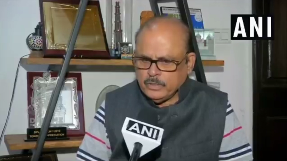 PM मोदी को लेकर कांग्रेस नेता का विवादित बयान, कहा- 'मोदी जी का कोई वंश ही नहीं' PM मोदी को लेकर कांग्रेस नेता का विवादित बयान, कहा- 'मोदी जी का कोई वंश ही नहीं'