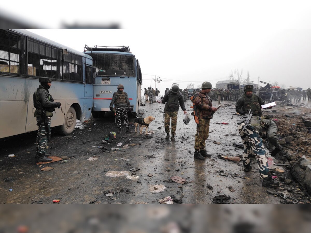 14 फरवरी को आतंकियों ने पुलवामा में सुरक्षाबलों के काफिले को निशाना बनाया था. फाइल फोटो