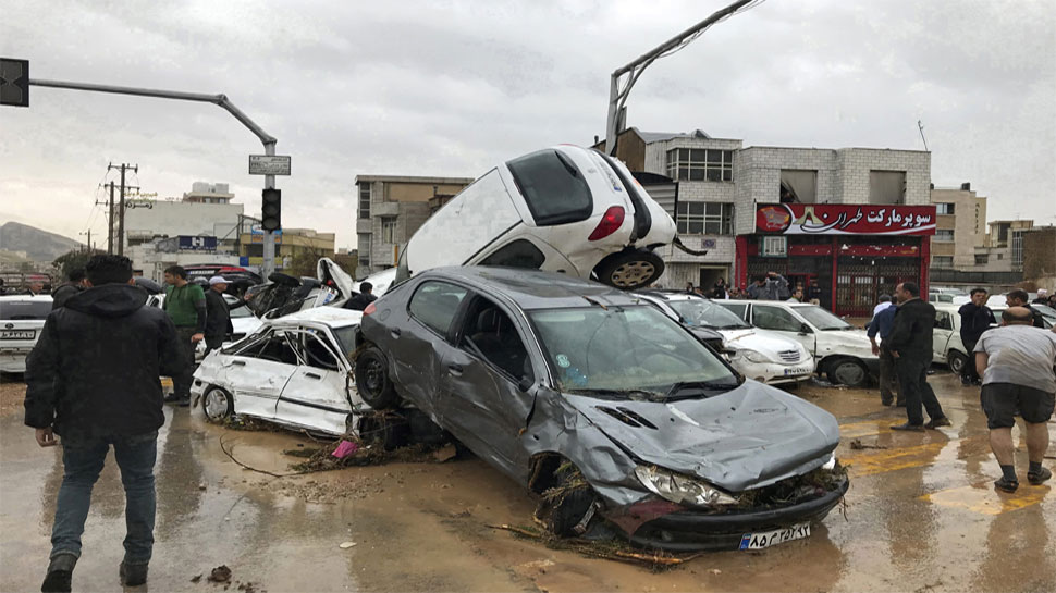 ईरान में बढ़ रहा है बाढ़ का प्रकोप, अब तक 19 लोगों की मौत ईरान में बढ़ रहा है बाढ़ का प्रकोप, अब तक 19 लोगों की मौत