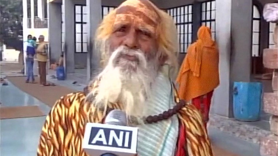 80 साल के फक्कड़ बाबा, लड़ रहे हैं जिंदगी का 17वां चुनाव, राम मंदिर बने यही जीवन का मकसद