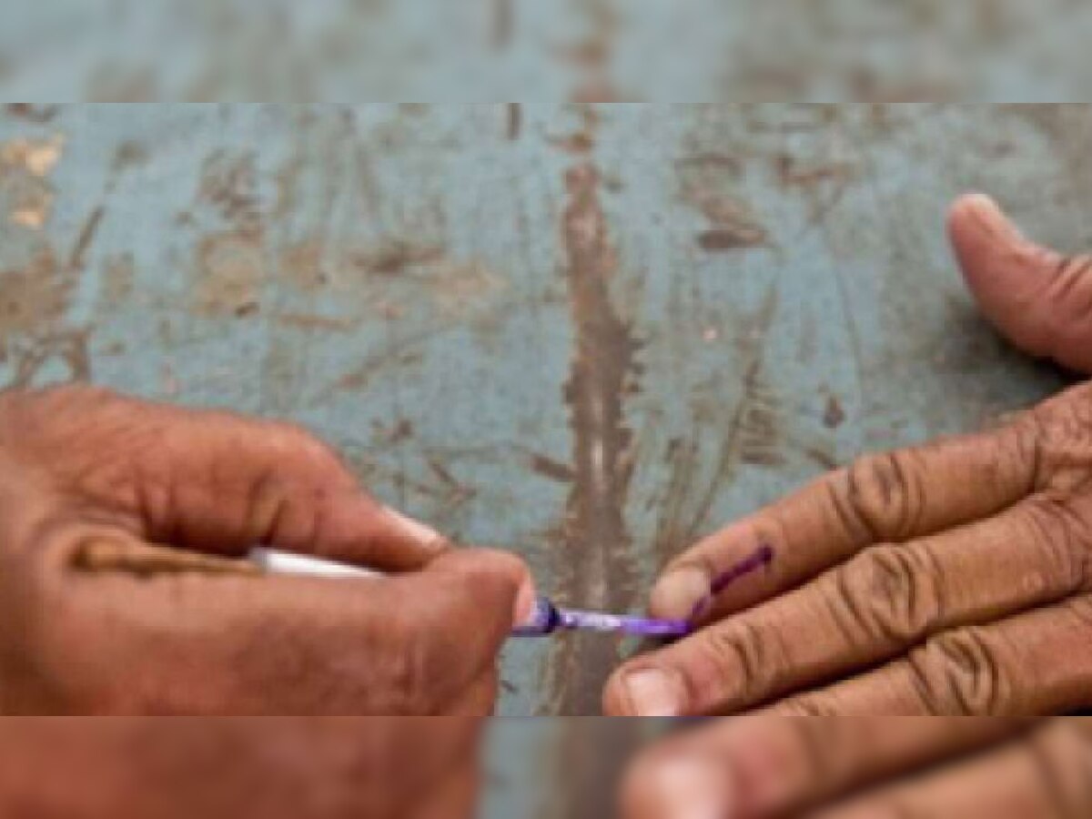 लोकसभा चुनाव 2019: जिला निर्वाचन विभाग की लापरवाही, मृतकों की लगा दी इलेक्शन ड्यूटी
