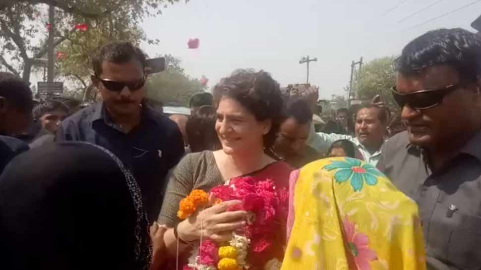 अयोध्या पहुंचीं प्रियंका गांधी, हनुमानगढ़ी में करेंगी दर्शन, लेकिन नहीं जाएंगी रामलला दरबार