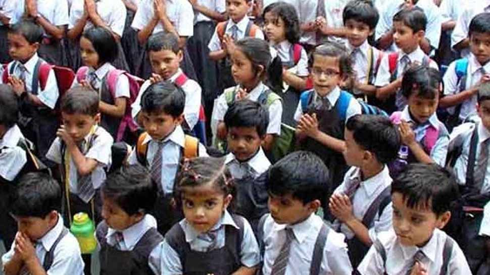 केरल: बच्चे नहीं दे पाए फीस, तो प्राइवेट स्कूल वालों ने कर दी ये शर्मनाक हरकत