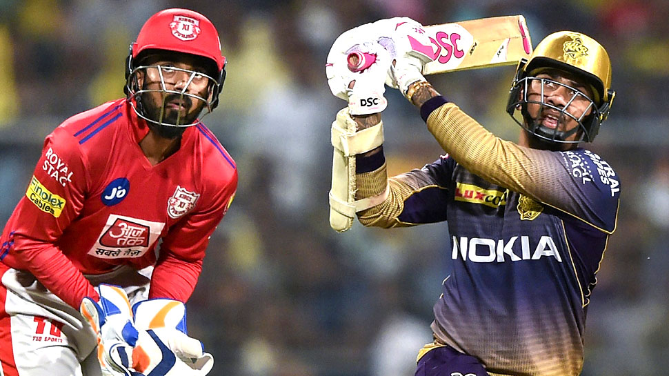 सुनील नरेन (दाएं) को पहले मैच में चोट लगी थी. वे उस मैच में बैटिंग करने नहीं उतरे थे. हालांकि, दूसरे वनडे मैच में वे खेले थे. (फोटो: PTI) सुनील नरेन (दाएं) को पहले मैच में चोट लगी थी. वे उस मैच में बैटिंग करने नहीं उतरे थे. हालांकि, दूसरे वनडे मैच में वे खेले थे. (फोटो: PTI)