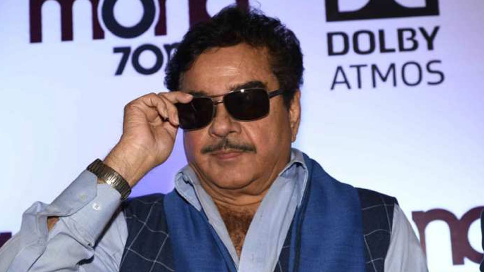 शत्रुघ्न सिन्हा ने कांग्रेस ज्वाइन करने से पहले ही बदले सुर, दिया ऐसा बयान! शत्रुघ्न सिन्हा ने कांग्रेस ज्वाइन करने से पहले ही बदले सुर, दिया ऐसा बयान!