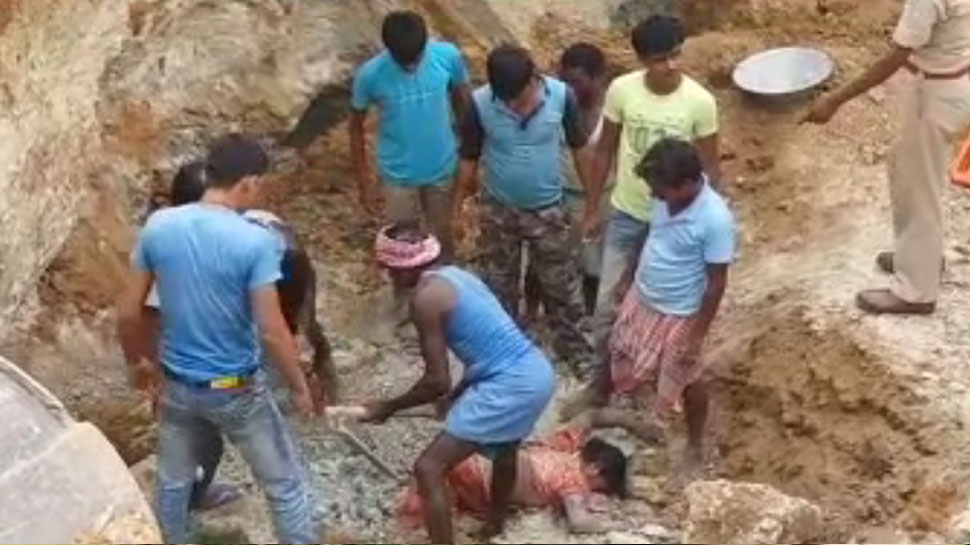 झारखंडः धनबाद में बड़ा हादसा, मिट्टी में दबकर तीन महिलाओं की दर्दनाक मौत