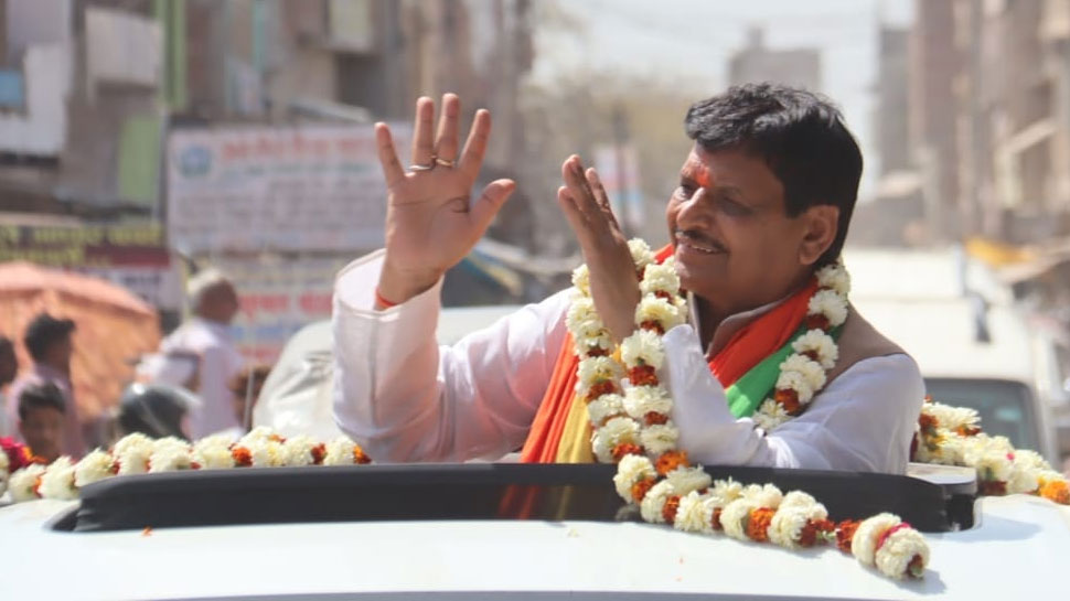 हर कोई जानता है कि BSP सुप्रीमो मायावती टिकट बेचती हैं: शिवपाल यादव हर कोई जानता है कि BSP सुप्रीमो मायावती टिकट बेचती हैं: शिवपाल यादव