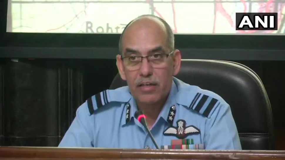 VIDEO: भारतीय वायुसेना ने किया पाकिस्तान के झूठ का पर्दाफाश, F-16 गिराने के दिए सबूत