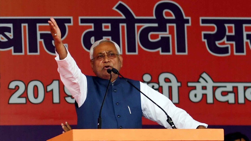 RJD पर जमकर बरसे नीतीश कुमार, कहा- 'पति-पत्नी' के राज में अंधेरा था, अब भरपूर बिजली