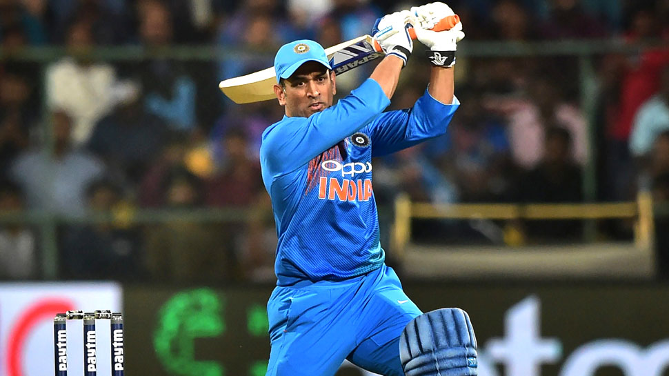 VIDEO: ICC वर्ल्ड कप में अब सिर्फ 50 दिन बाकी, देखें 50 यादगार छक्के VIDEO: ICC वर्ल्ड कप में अब सिर्फ 50 दिन बाकी, देखें 50 यादगार छक्के