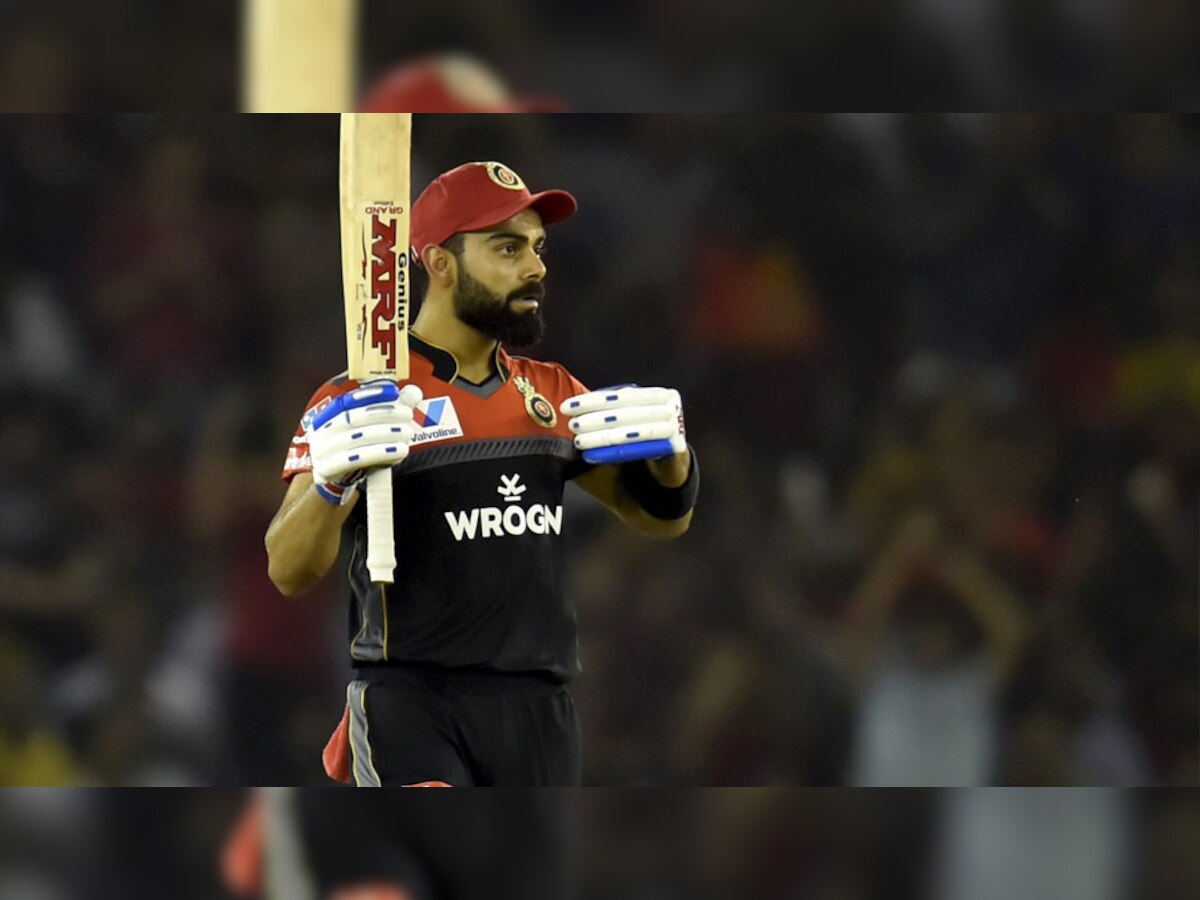 पंजाब के खिलाफ मैच खेलते हुए बेंगलुरु के कप्तान विराट कोहली. (फोटो: PTI)