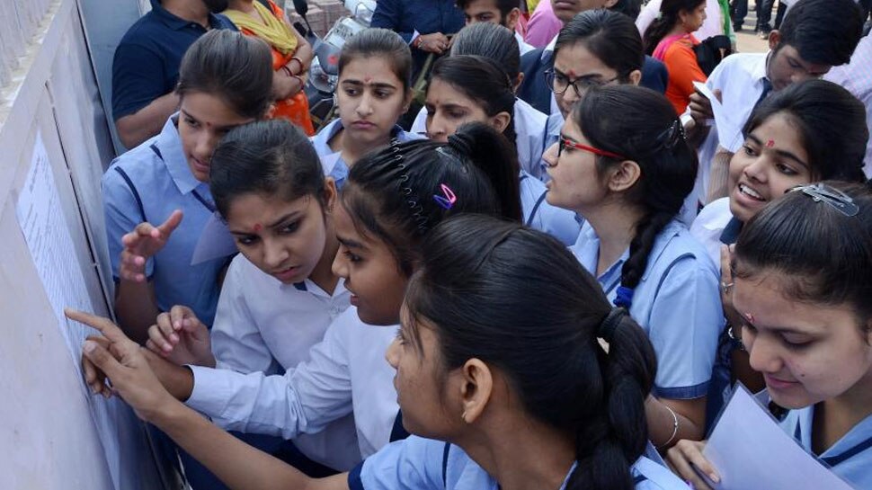 CBSE Board Results 2019: जल्द आ सकता है 10वीं और 12वीं का रिजल्ट, जानें क्या है री-इवैल्यूएशन की प्रक्रिया