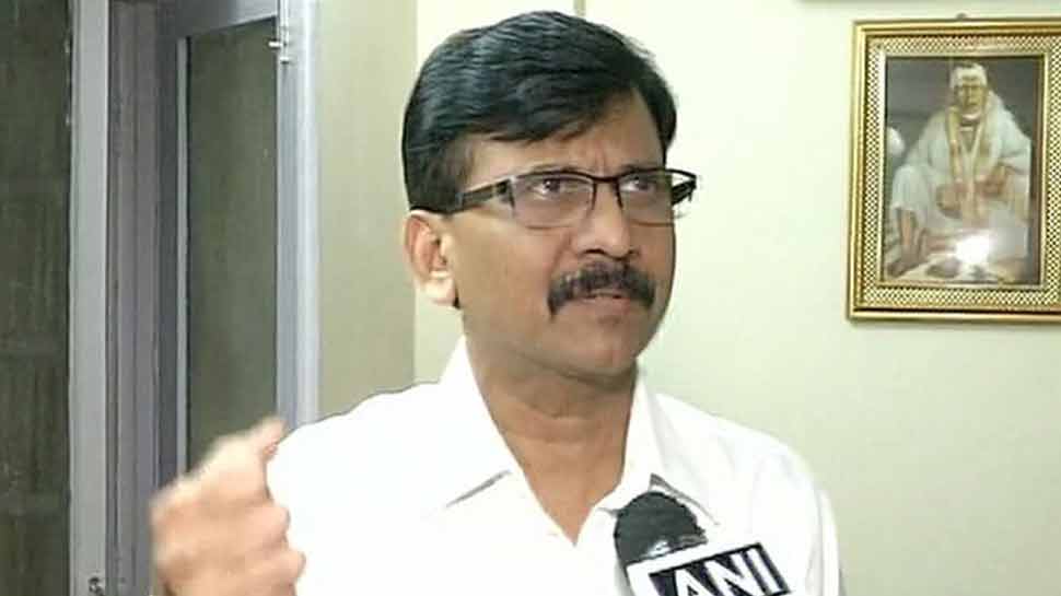 शिवसेना नेता संजय राउत के विवादित बोल, कहा- 'भाड़ में गया कानून, हम देख लेंगे आचार संहिता'