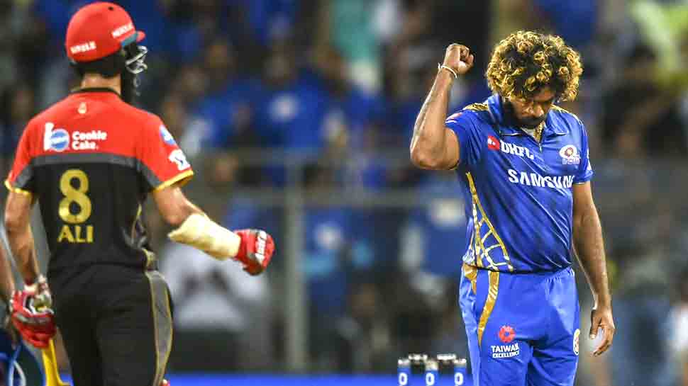 IPL-12: मुंबई की 5वीं जीत, विराट के ‘चैलेंजर्स’ 7वां मैच हारकर खिताबी रेस से बाहर IPL-12: मुंबई की 5वीं जीत, विराट के ‘चैलेंजर्स’ 7वां मैच हारकर खिताबी रेस से बाहर