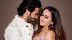 PHOTOS : 'कलंक' देखने के बाद ऐसा था वरुण धवन की गर्लफ्रेंड नताशा का रिएक्शन 