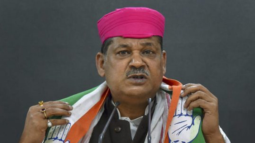 कीर्ति आजाद के लिए पूरा परिवार पहुंचा धनबाद, बड़े नेता भी कर सकते हैं प्रचार कीर्ति आजाद के लिए पूरा परिवार पहुंचा धनबाद, बड़े नेता भी कर सकते हैं प्रचार