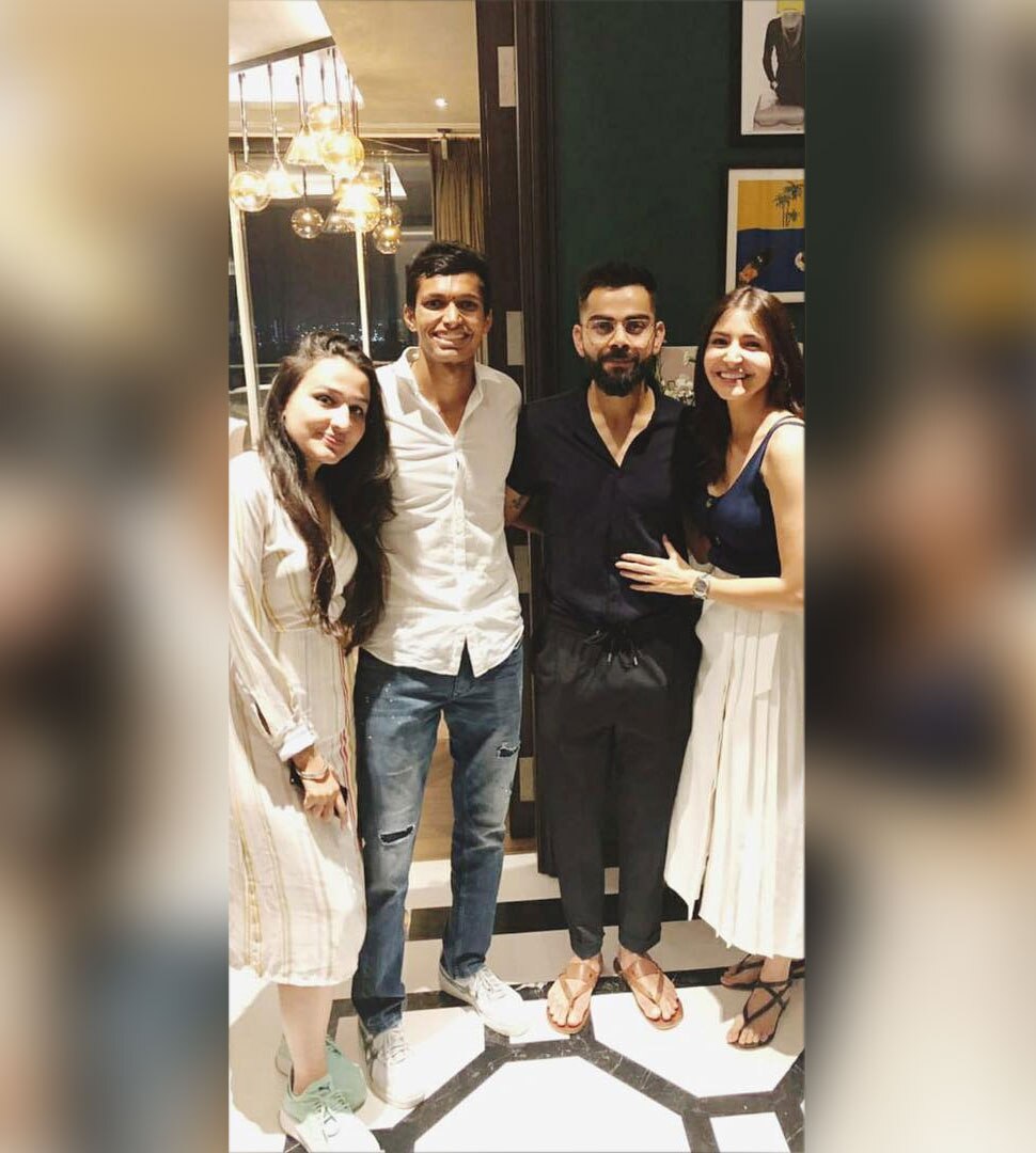 आईपीएल खिलाड़ी नवदीप सैनी rcb team cricketers take dinner at Virat Kohli and anushka sharma home