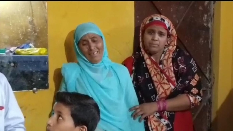 पुलिस अभी तक बच्चे का पता नहीं लगा सकी Police could not locate the child yet