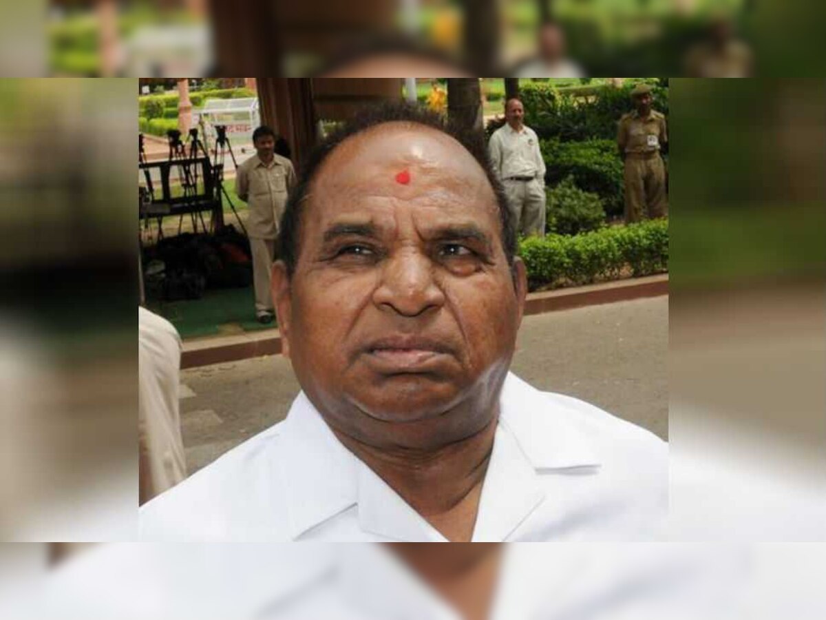 कांग्रेस नेता सोमाभाई पटेल सुरेंद्रनगर से 4 बार सांसद रह चुके हैं. (फाइल फोटो)