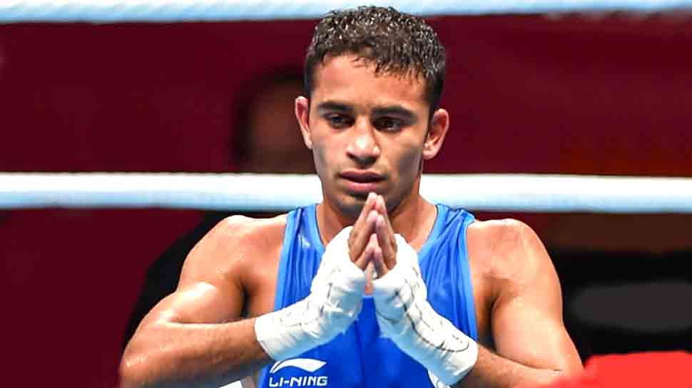 Asian Boxing: अमित पंघाल का गोल्डन डबल, दीपक की हार पर रेफरी को मिला ‘येलो कार्ड’ Asian Boxing: अमित पंघाल का गोल्डन डबल, दीपक की हार पर रेफरी को मिला ‘येलो कार्ड’