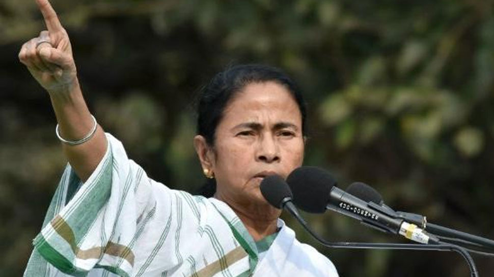 लोकसभा चुनाव 2019: ममता बनर्जी ने कहा- झारखंड से पैसा लेकर कोल माफिया पश्चिम बंगाल में करते हैं गड़बड़ी