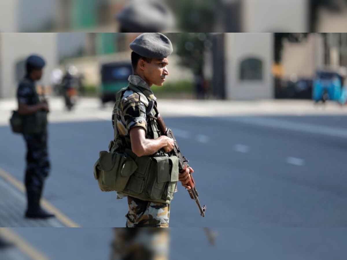 श्रीलंका: गोलीबारी में इस्‍लामिक स्‍टेट के 3 आतंकी और 6 बच्‍चों समेत 15 लोगों की मौत