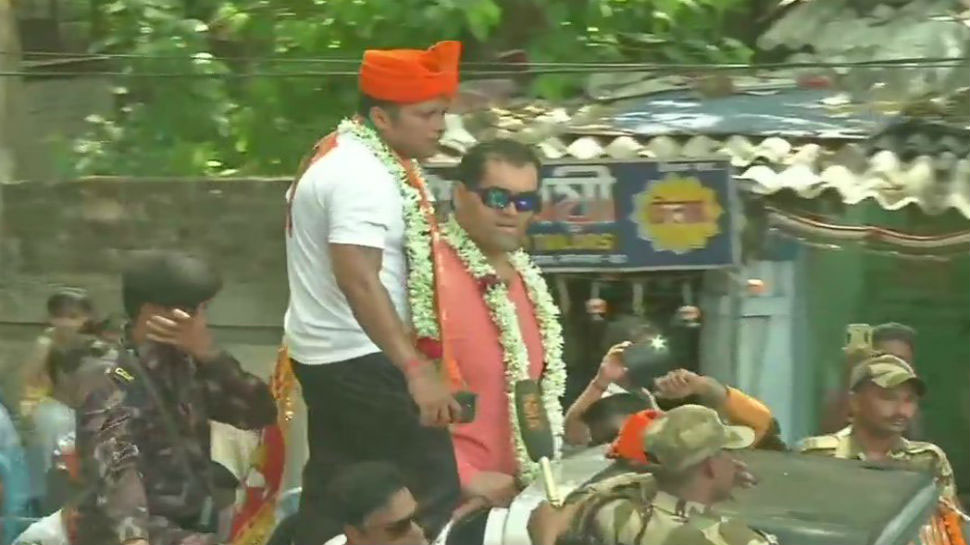 WWE कुश्ती के भारत के पहले चैंपियन 'द ग्रेट खली' ने BJP से लड़ रहे 'भाई' के लिए मांगा वोट