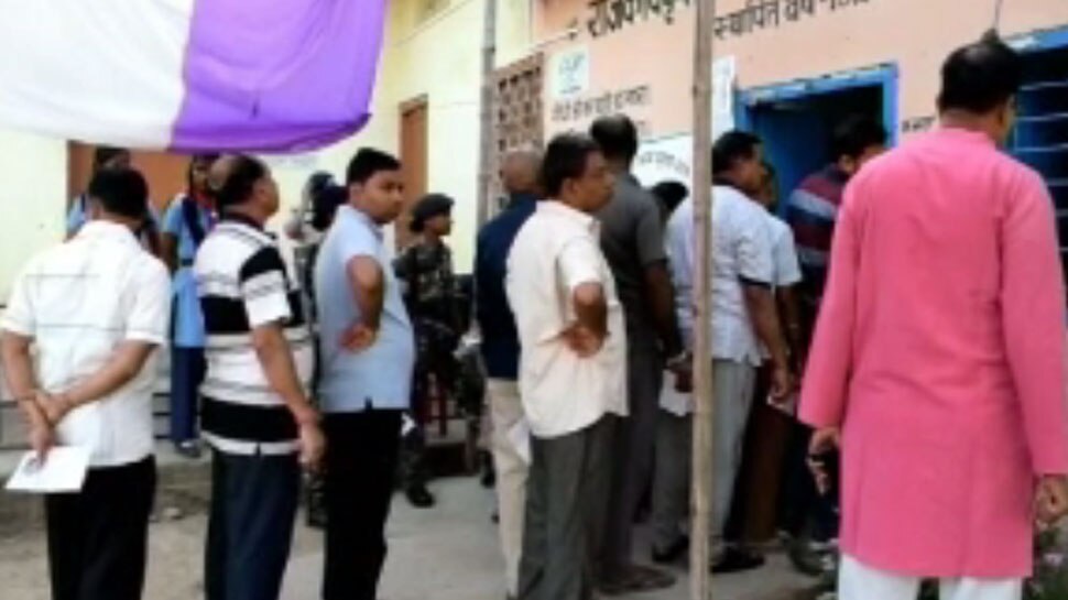 लोकसभा चुनाव 2019: झारखंड की तीन सीटों पर मतदान खत्म, कुल 63.41 फीसदी हुआ मतदान
