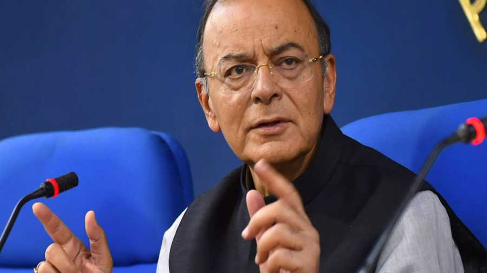 बहुसंख्यकों को कोसने वाले अब खुद के हिंदू होने पर गर्व का दावा कर रहे हैं: अरुण जेटली बहुसंख्यकों को कोसने वाले अब खुद के हिंदू होने पर गर्व का दावा कर रहे हैं: अरुण जेटली