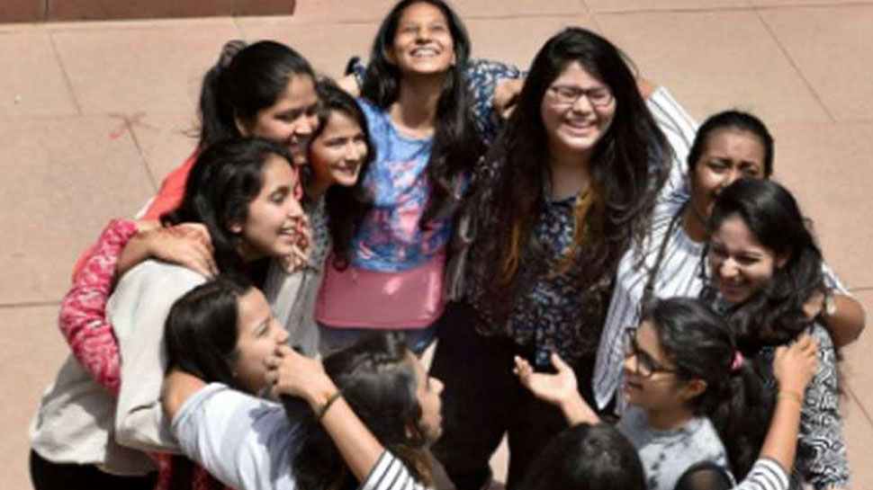 JEE Advanced 2019: तीन मई से ऑनलाइन एप्लीकेशन, इस तारीख को होगी परीक्षा JEE Advanced 2019: तीन मई से ऑनलाइन एप्लीकेशन, इस तारीख को होगी परीक्षा