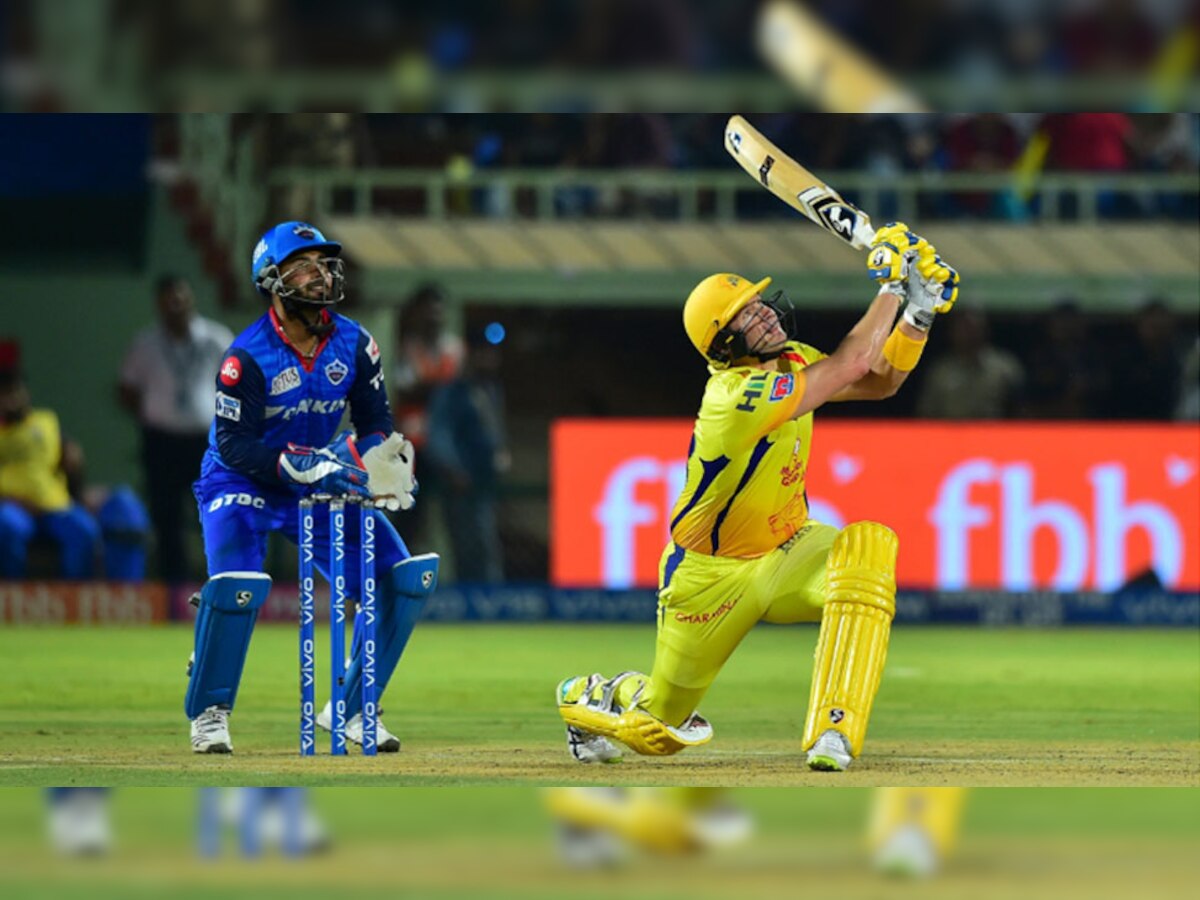 दिल्ली के खिलाफ शॉट खेलते हुए चेन्नई के सलामी बल्लेबाज शेन वॉटसन. (फोटो: PTI)