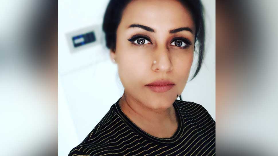 नम्रता शिरोडकर ने की ट्रोलर की बोलती बंद, कहा- 'जो आप खोज रहे हैं वह यहां नहीं है'